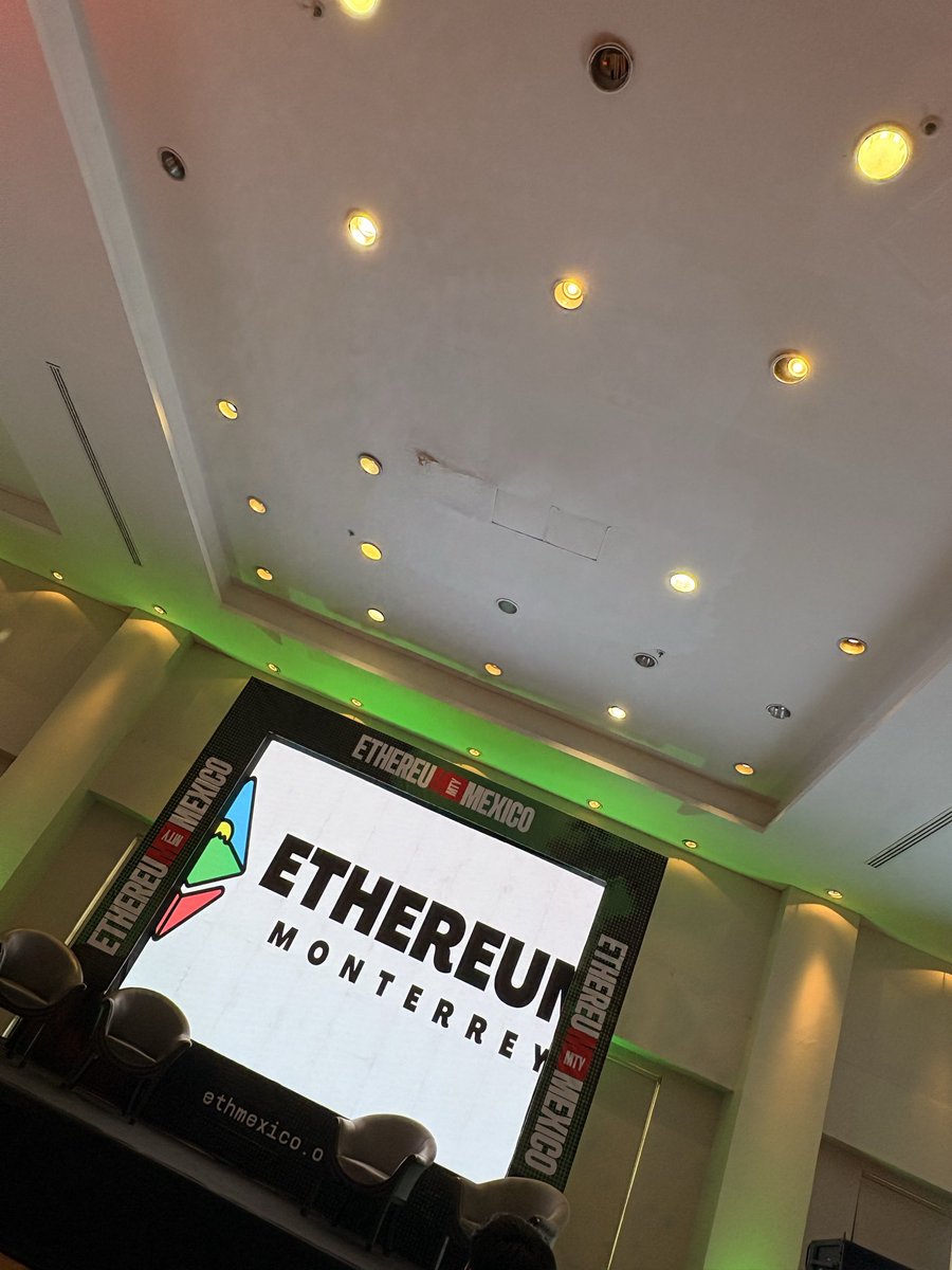 katymepu's tweet image. #ETHMexico2025 @etherum_Mexico Ya llegamos...