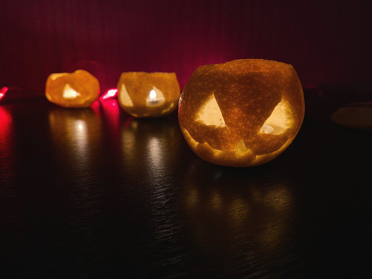 счастливого хеллоуина 🎃