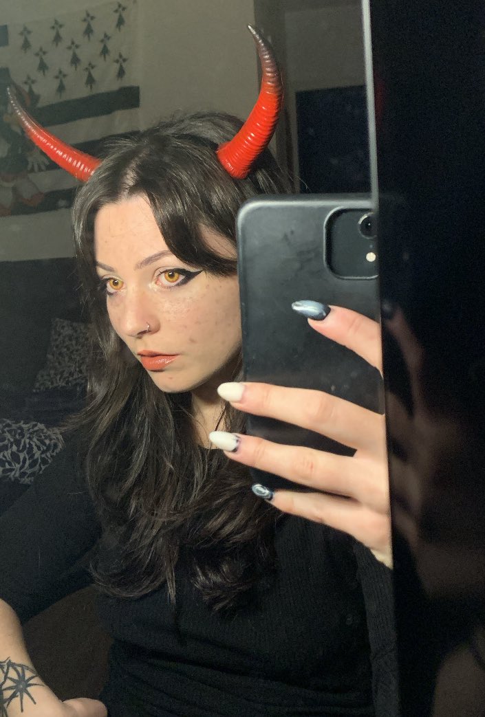 ⋆ orni ⋆ tweet media