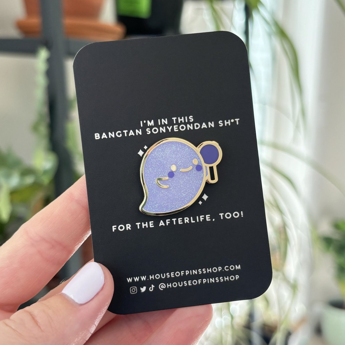 houseofpinsshop's tweet image. happy halloween! 💜👻🔎