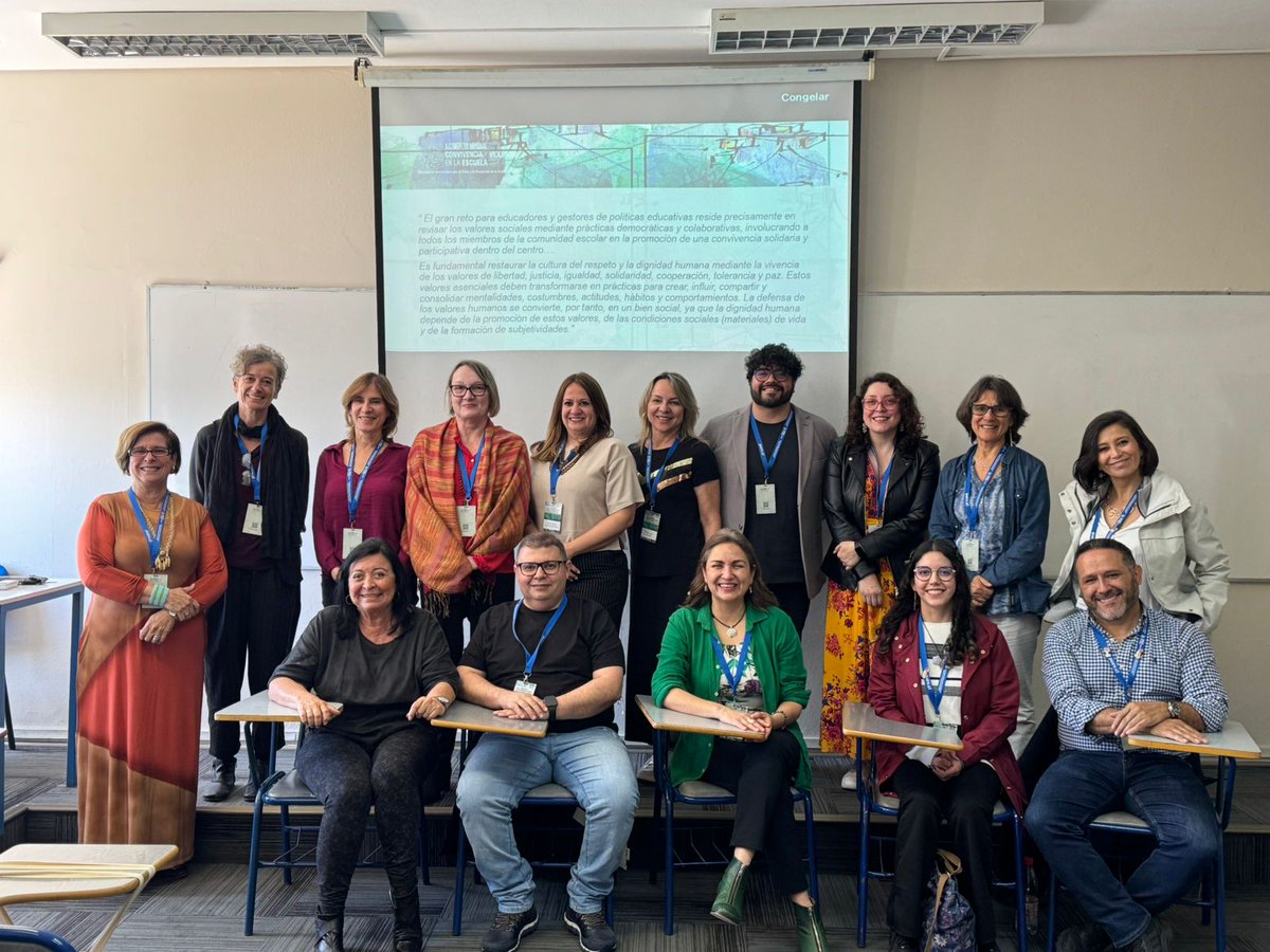 Aulasenpaz's tweet photo. Cerramos con orgullo nuestra participación en el X Congreso Mundial de Convivencia y Violencia Escolar en Valparaíso🇨🇱 #WCSV2025 

Nuestro Hub Latinoamericano @forgoodschools compartió el Informe Regional #SinMiedoenlaEscuela 

Gracias a organizadores y aliados @ioscvp @pucv_cl https://t.co/Lr8SB3mddk
