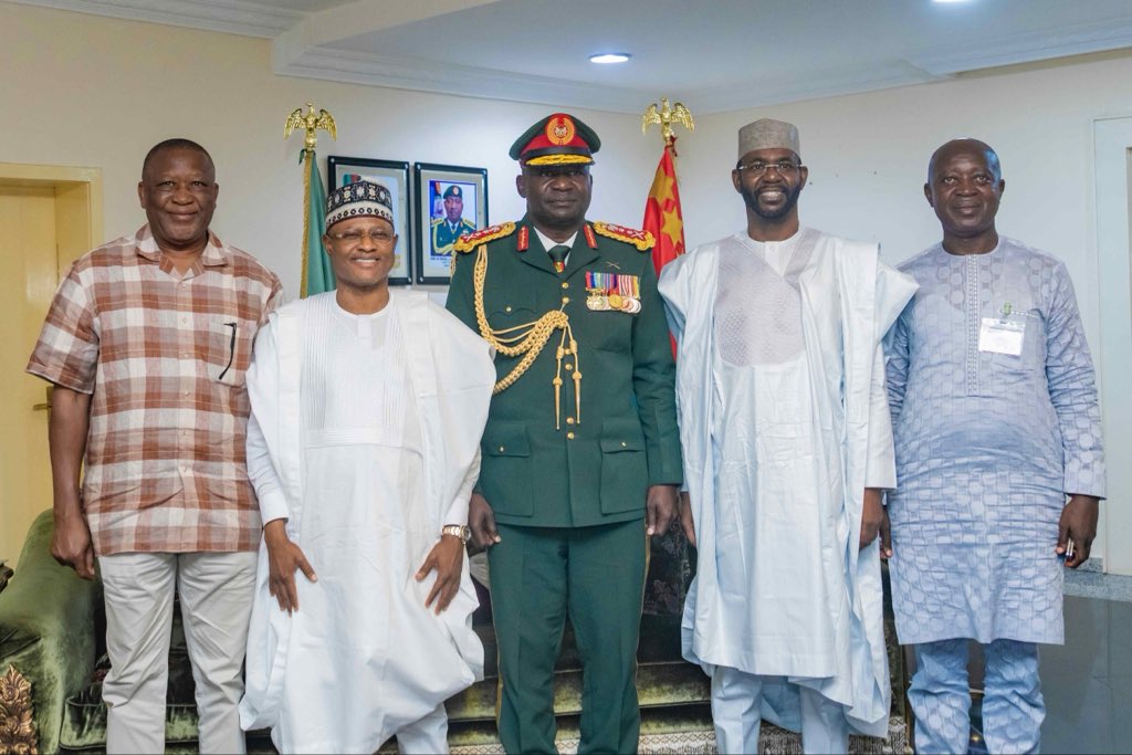 ubasanius's tweet image. Today, I paid a courtesy visit to our distinguished son and patriot, General Christopher Gwabin Musa (rtd), to personally congratulate him on his successful and meritorious service to our dear nation as Chief of Defence Staff.

General Musa served with uncommon courage,…