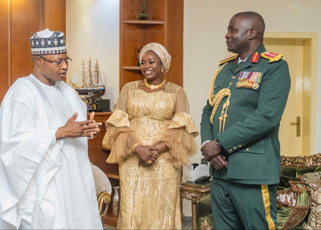 ubasanius's tweet image. Today, I paid a courtesy visit to our distinguished son and patriot, General Christopher Gwabin Musa (rtd), to personally congratulate him on his successful and meritorious service to our dear nation as Chief of Defence Staff.

General Musa served with uncommon courage,…