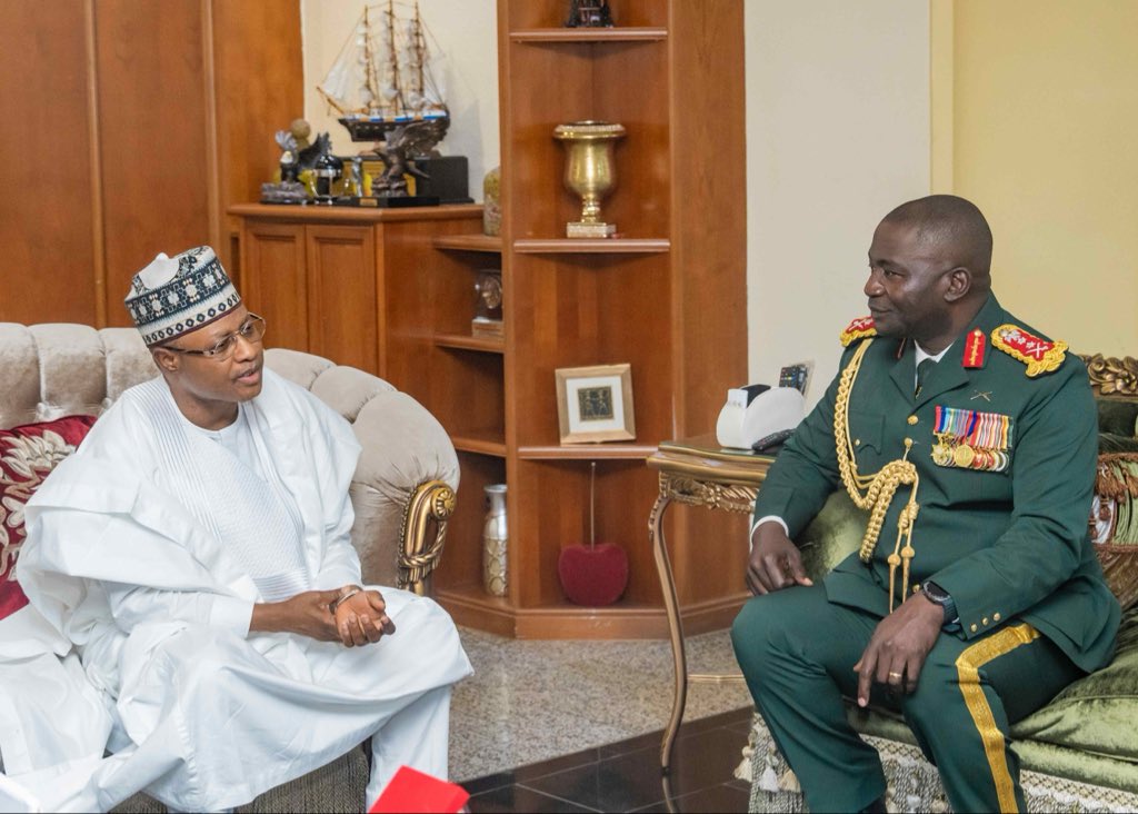 ubasanius's tweet image. Today, I paid a courtesy visit to our distinguished son and patriot, General Christopher Gwabin Musa (rtd), to personally congratulate him on his successful and meritorious service to our dear nation as Chief of Defence Staff.

General Musa served with uncommon courage,…