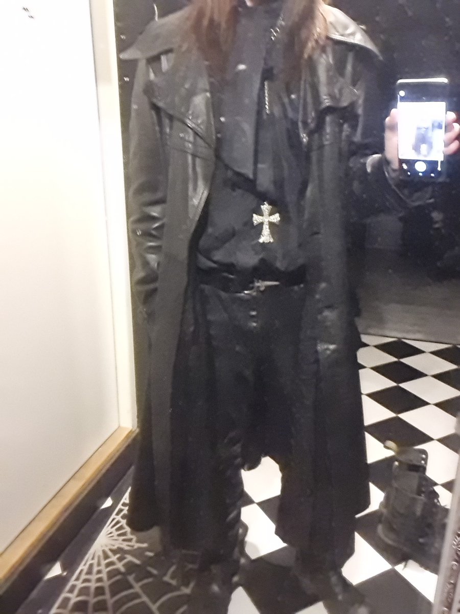 centipedestrian's tweet image. this was my fit for depeche mode m 🗡🗡🗡