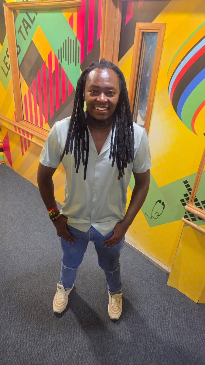 shatttabway's tweet photo. Friday Mood Activated✅ Ready to mash up your Friday  Night
#reggae 
#RockersNation 
#football 
#BeyondTheGame 
#Coachshatta https://t.co/P7W5QDtHIj