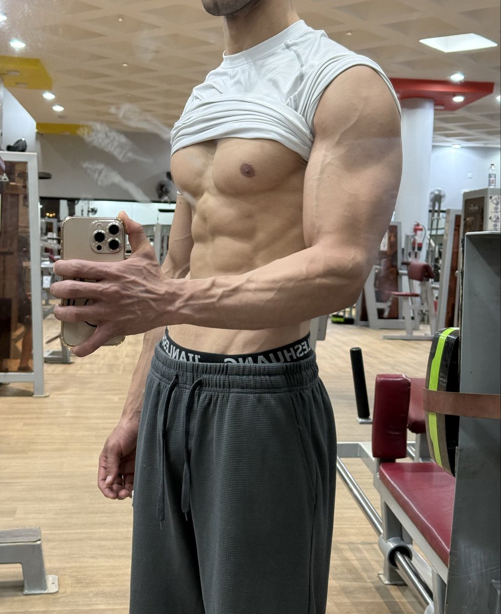 🇸🇦 حنحش tweet media