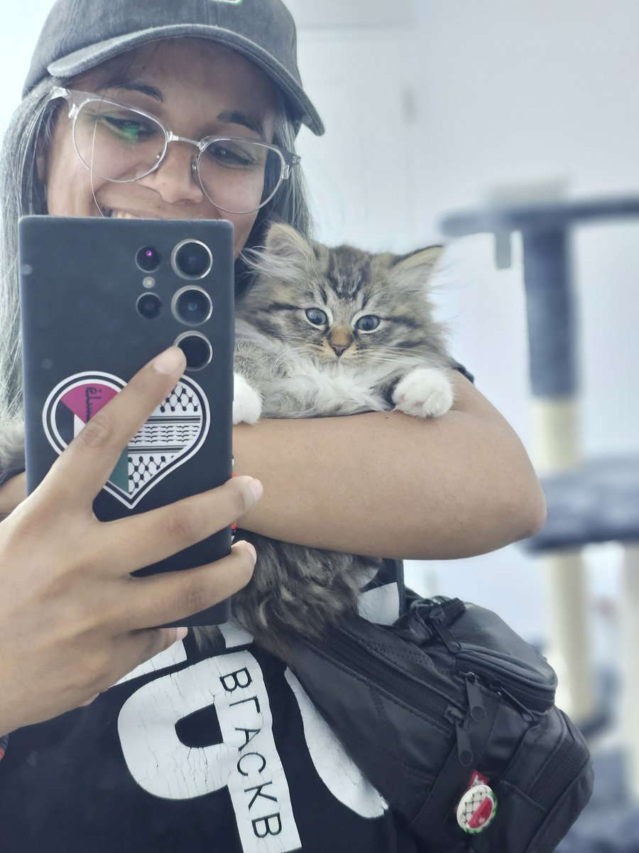 Trick or TREAT 🎃 ❤️ 
Everyone say Shalom alaikum to my bebe nephew 🥹