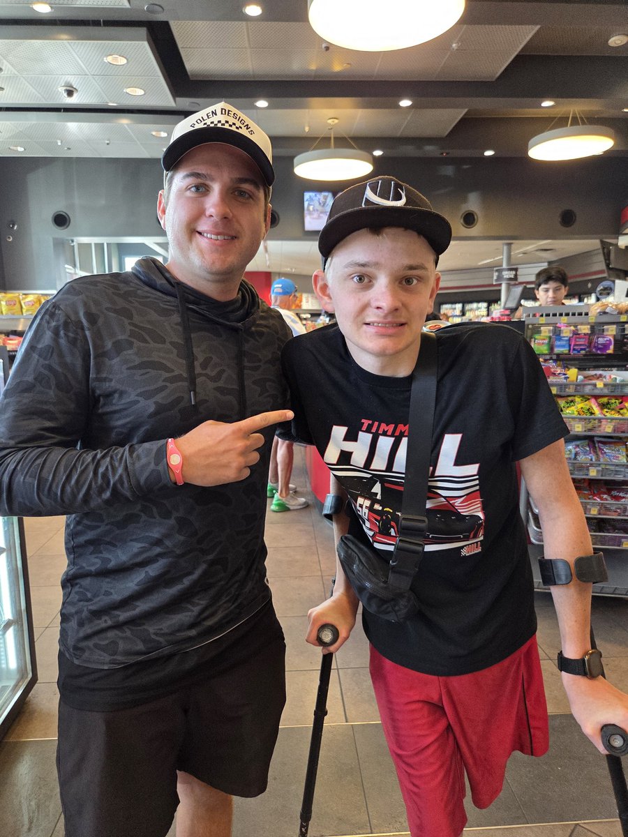 Hockey_NF_Mom's tweet image. Fun start to the weekend already and we&apos;re not even at the track. Thanks @NoahGragson ! @NASCAR 

#alwaysracing #imwithTravis #MoreNotLess #ikNowaFighter #EndNF #NASCAR