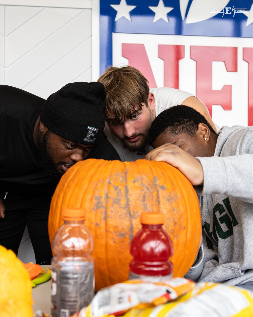 EMUFB's tweet image. Pumpkins!!! 🎃 

#ETOUGH ⛓️ #TheClimb