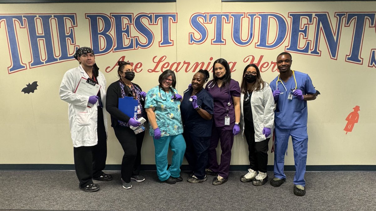 MrLangAISD's tweet photo. Oh nothing… we’re just here at Best Elementary, staying alive during this Halloween Season! 🩺👨🏾‍⚕️🎃#HappyHalloween @Best_Bulldogs @AliefISD #HappyHalloween https://t.co/R5tskXAEra