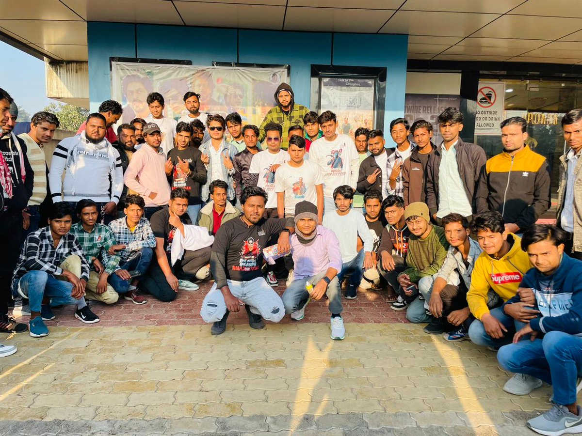 SRKian_Shafi's tweet image. Connection Jo h na aapna lifetime wala ha ♥️

KING CARNAGE ON SRKDAY