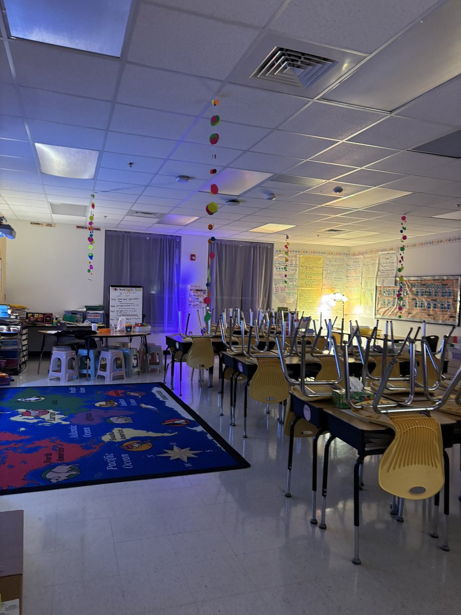 lisa few tweet media