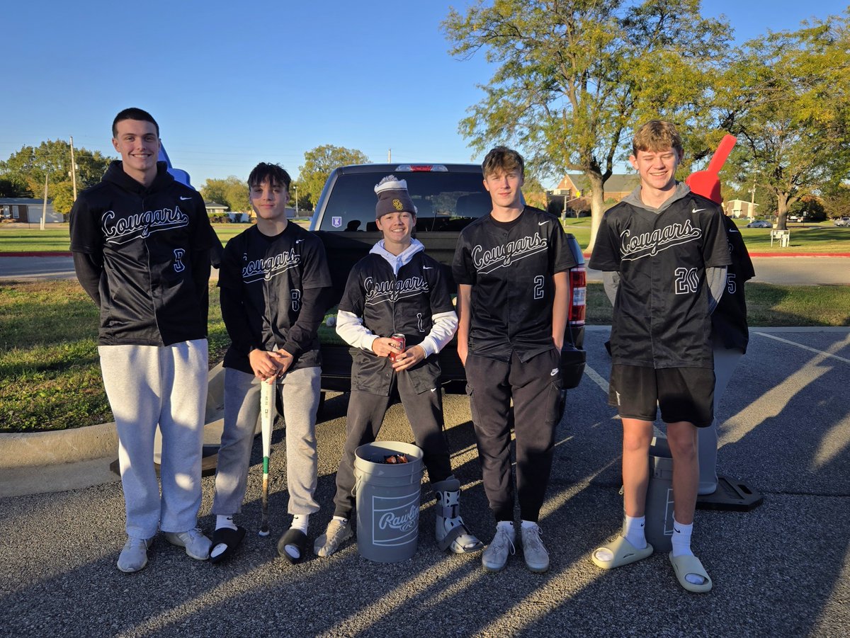 Huge thanks to the student organizations and athletes; Student Council, Library/Book Club, Cheerleaders, Peppers, Color Guard, HOSA, Baseball, Girls Basketball and Journalism, who came out and made Trunk or Treat a spooktacular success!