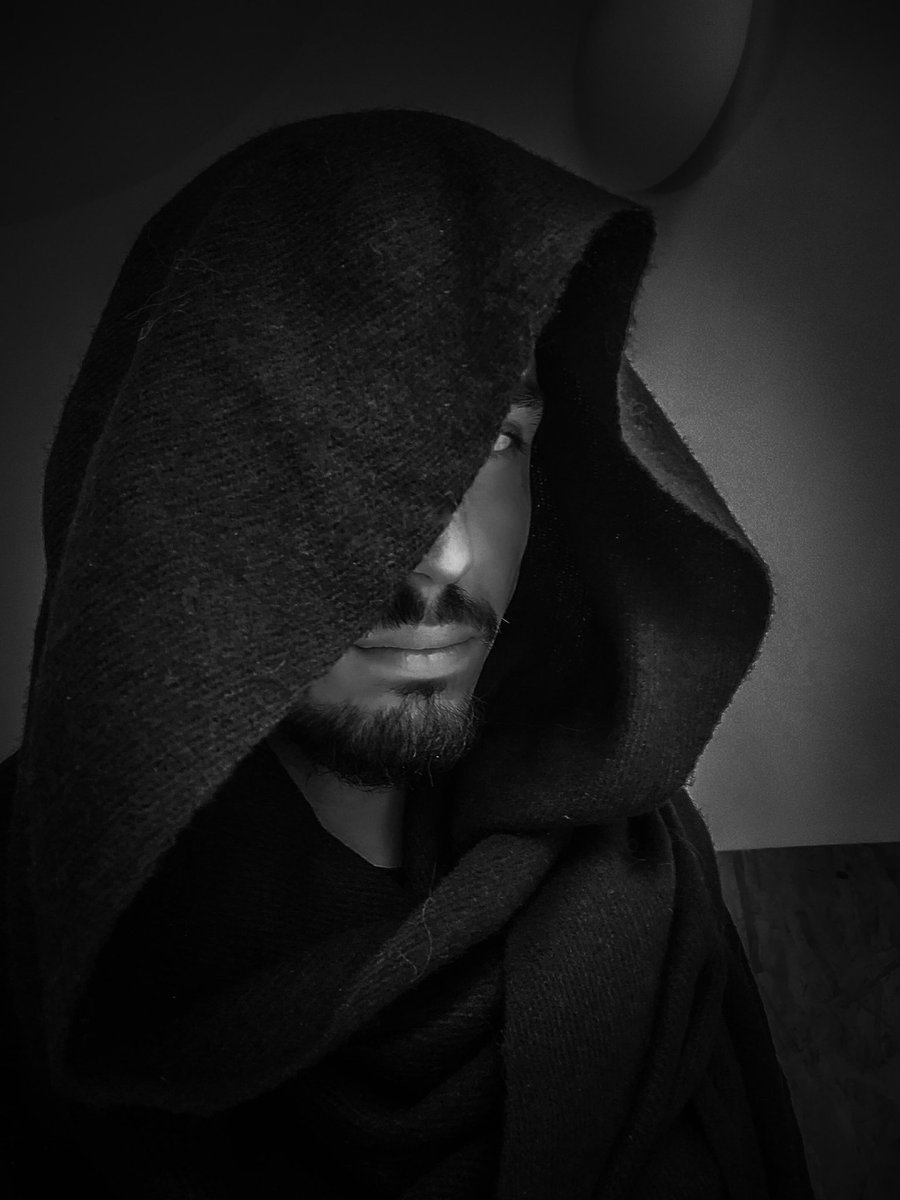 Artholic13's tweet photo. Dnes je to přesně pět let od mého nejlepšího selfíčka: https://t.co/QLPrQ1qHXs