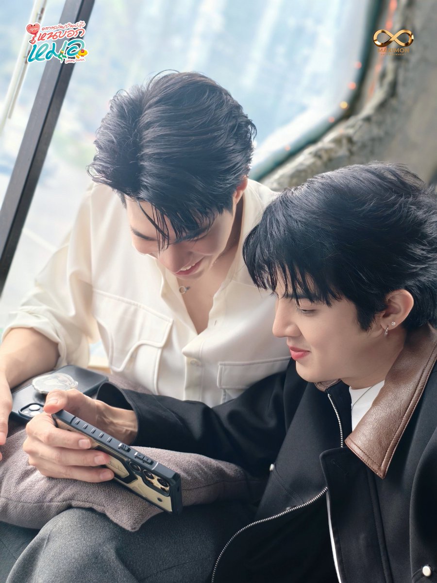 โชคดีที่เราได้เจอกัน 🥰 
#อาการมันเป็นยังไงไหนบอกหมอ 
#lotterydoctor
#PilotLotteryDoctor 
#bosstonsuphadach 
#KutTanawat
#บอสตั้นศุภเดช
#คัทธนวัฒน์

#MaximonEntertainment
#Ch7HDDramaSociety
#Ch7HDEntertainment
#Ch7HD
#seriesy
#ซีรีส์วาย