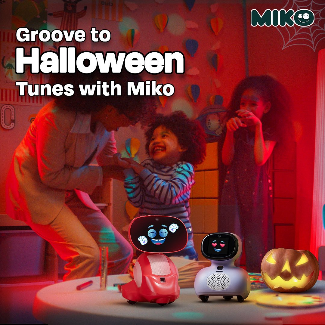 mikorobotusa's tweet image. This Halloween, let Miko fill your home with laughter, light, and the happiest dance floor vibes!
Happy Halloween 🎃 
#Miko #HalloweenFun #SpookyBeats