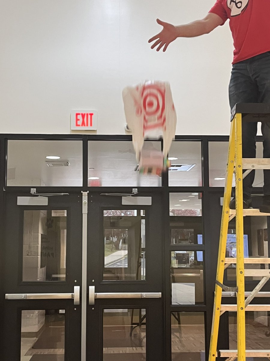 SteamMrs's tweet image. Another 6th grade Mats Drop in the books #steam @LopatMS