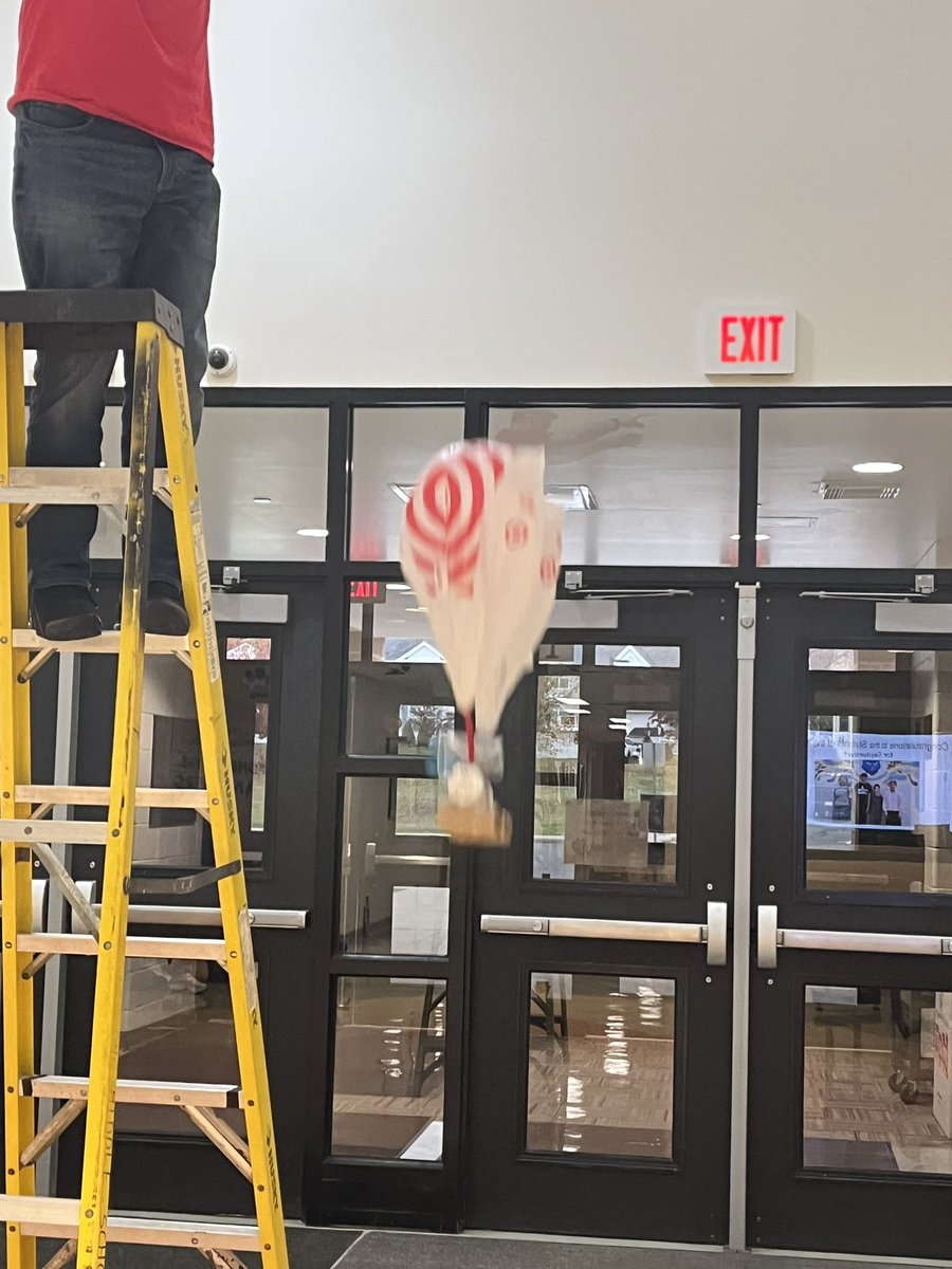 SteamMrs's tweet image. Another 6th grade Mats Drop in the books #steam @LopatMS