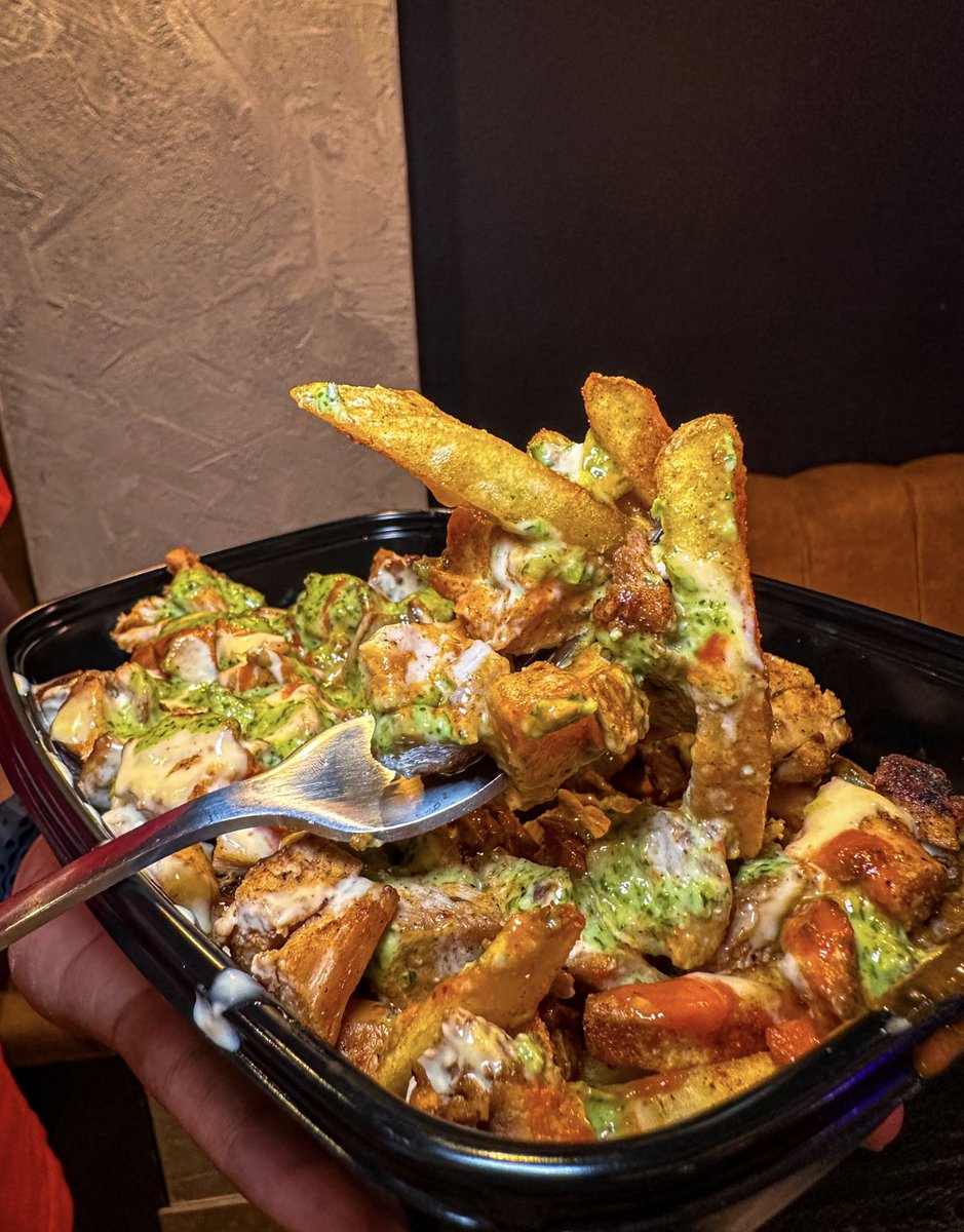 had a dad try to buy chicken and rice from me 5 times in one week.

we were closed every single time.

his son had spotted PSK on twitter. been showing his dad my tweets about this new peruvian spot just around the corner from their house.

monday: dad walks over. closed.