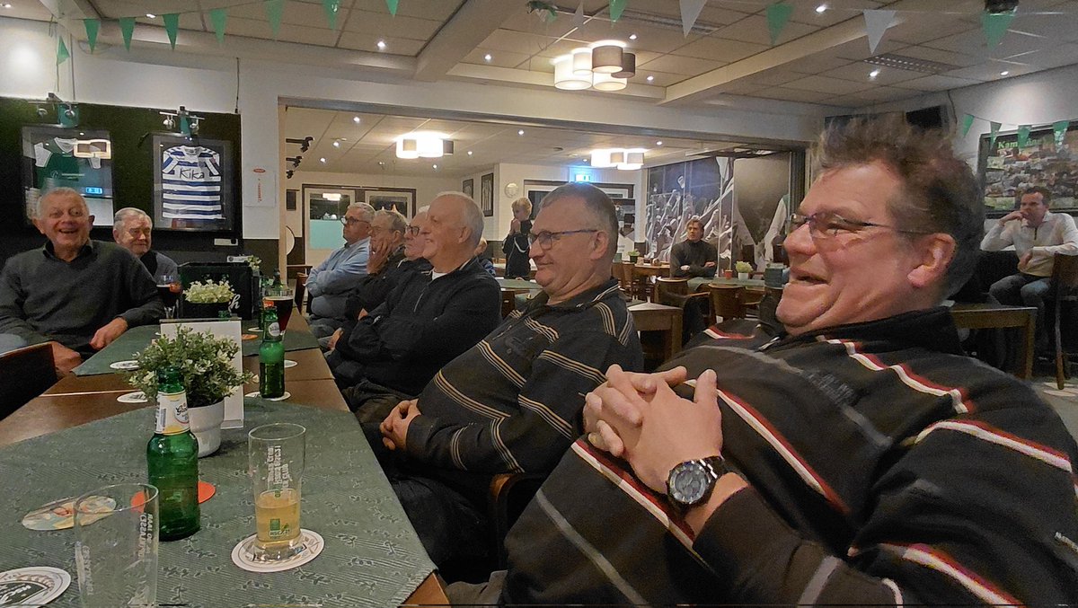 Blijheid in kantine bij <a href="/HSC21/">HSC '21</a> en in tv-studio <a href="/ESPNnl/">ESPN NL</a> over bekerloting <a href="/EuroJackpot_NL/">Eurojackpot NL</a> <a href="/KNVB/">KNVB</a> met thuisvoordeel en recette in #Haaksbergen tegen <a href="/RKCWAALWIJK/">RKC Waalwijk</a> 
Wedstrijd waarschijnlijk op 16, 17 of 18 december. 
#bekerloting
#KNVB