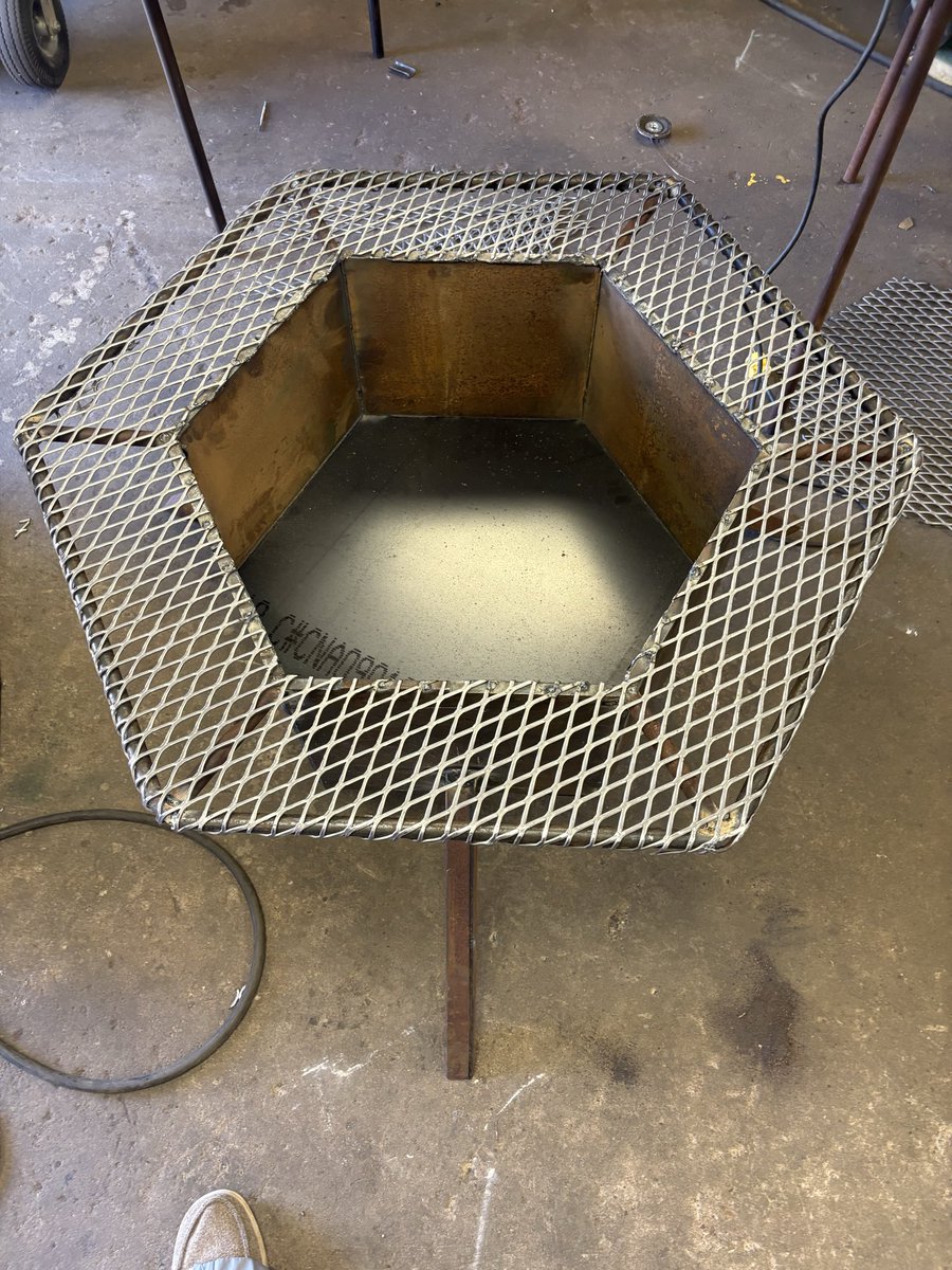 WoodsWelding tweet media