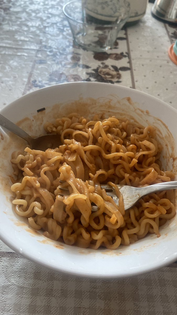 Buldak yaptim yedim tekrar istiyorum olucemm