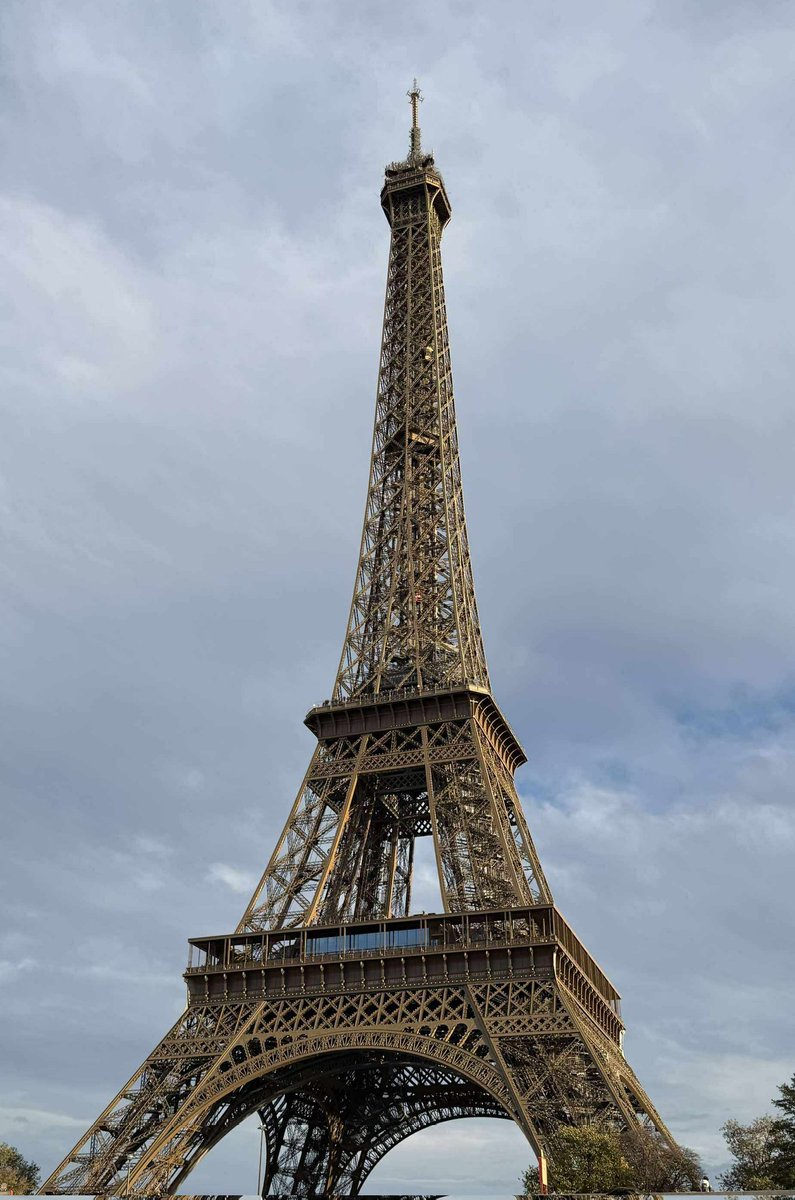 I'm in Paris and ready to watch the <a href="/Trackmania/">Trackmania</a> World Cup 2025 tomorrow live at the <a href="/ParisGamesWeek/">Paris Games Week</a> 🏎️🎮

Will I see you there? 👀 

<a href="/TMesports/">Trackmania World Tour</a> #Trackmania #PGW2025