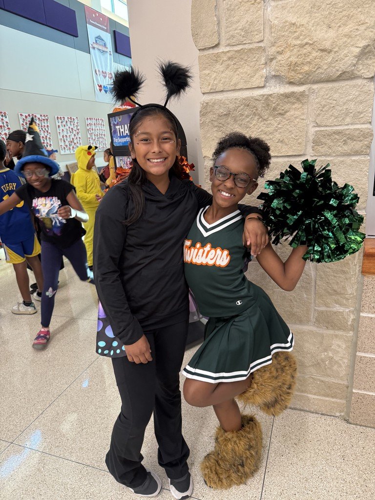 Students and teachers showing Red Ribbon Week spirt on this October 31st! #Alvinisd #Bookcharacterdressupday