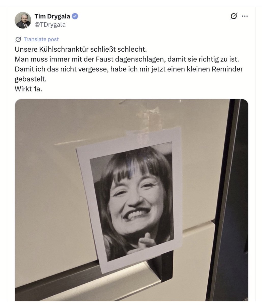 Ich mag ⁦<a href="/TDrygala/">Tim Drygala</a>⁩.
Heidi mag ihn nicht. Jetzt  hat sie Strafanzeige gegen ihn gestellt.
Sozialisten haben halt keinen Humor.