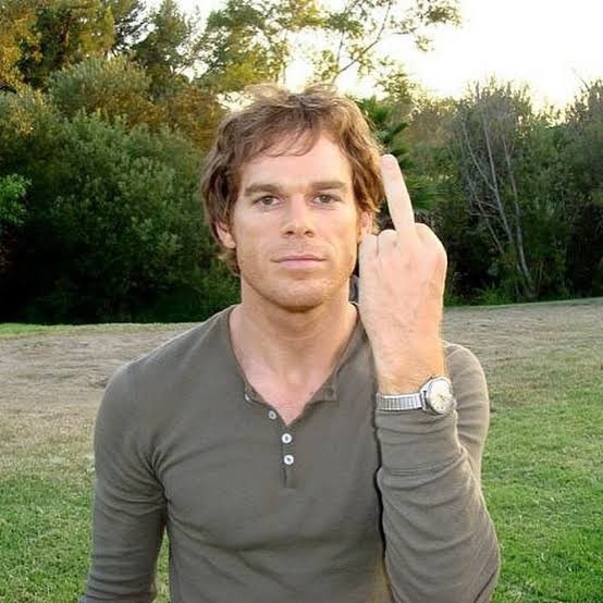 🎃Tonight’s the night.👻

Trades looked perfect… until they weren’t. Red flipped to green and trades reversed in seconds. You can almost hear the frustration through the screens.

Halloween
The market’s favorite night to wear a mask