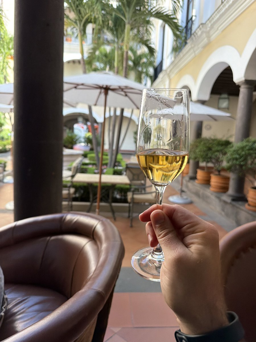 grimnut's tweet image. I wonder if @elonmusk will cheers me back… Sipping Asesinato Tequila. Cheers Sir