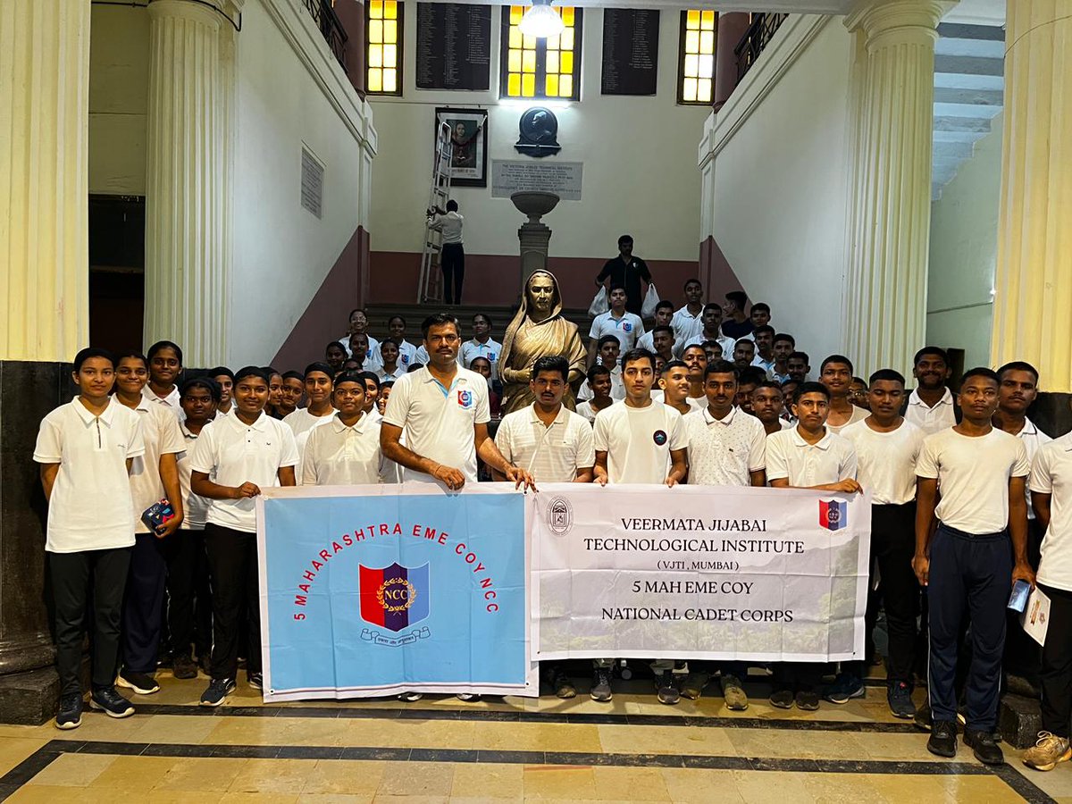 TEAM5MAHEMECOY's tweet photo. 🏃‍♂️ Run for Unity! 🇮🇳
5 MAH EME COY NCC, in collaboration with Matunga Police Station, organized a Run for Unity to mark Sardar Vallabhbhai Patel Jayanti, celebrating the spirit of national integration and solidarity!!
Jay Hind! 🇮🇳
 #RunForUnity #NCC #UnityDay #SardarPatel #Unity https://t.co/LJkZQUMiKn