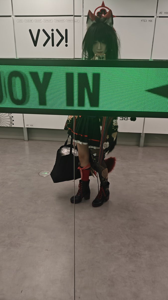 リリ様 ギンガムニットカットアウトワンピース ｜ LIZ LISA（リズリサ