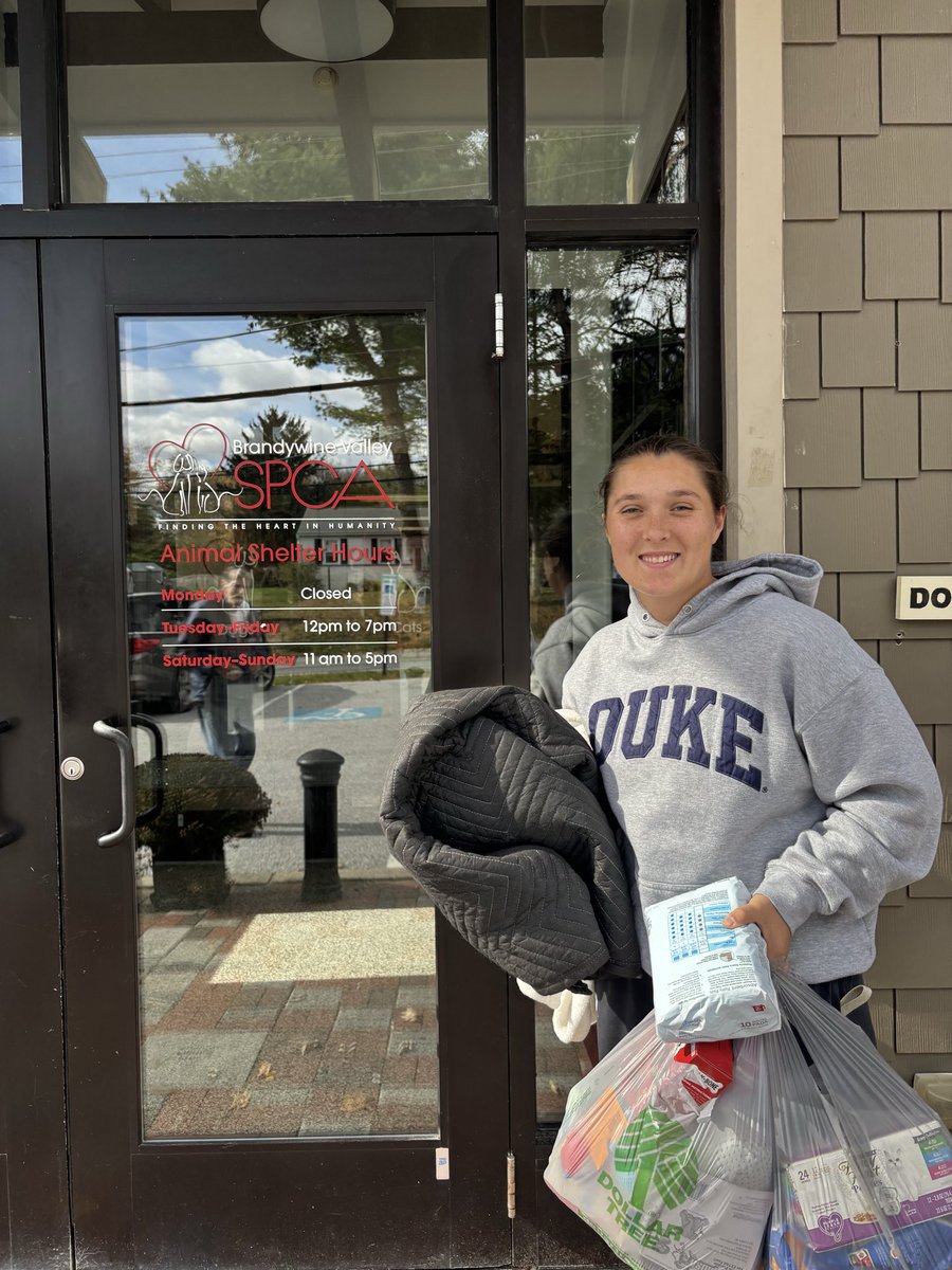 WestChesterSB's tweet photo. Our Juniors did their Junior Service Project by donating to Brandywine Valley SPCAπΆπΎπ!!!
#RamsDoingGood
#CommunityService
#JuniorProject https://t.co/lAbGqDjuT1