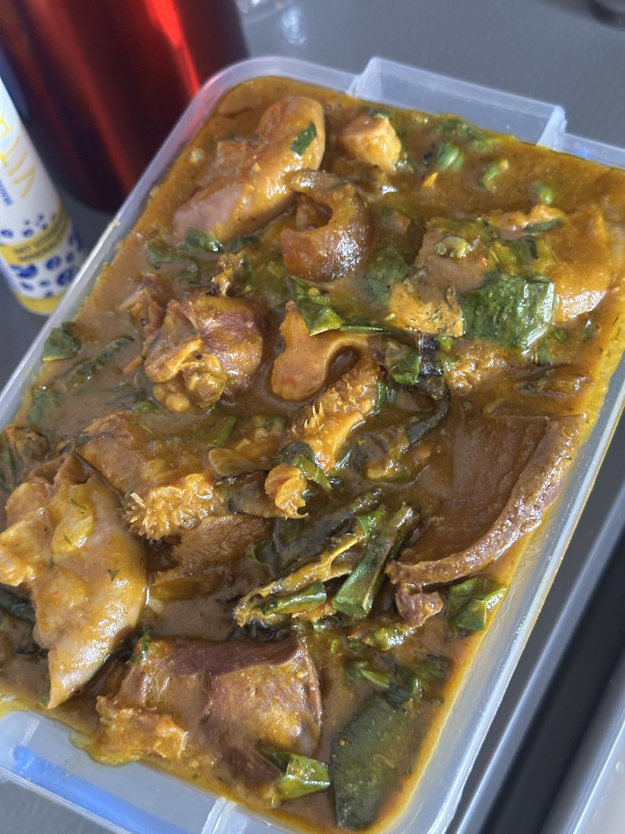 Shugakwin's tweet photo. Akwa Ibom girl that can cook 🧑‍🍳 please patronize me 🙏🙏 https://t.co/fv6sdum8Li