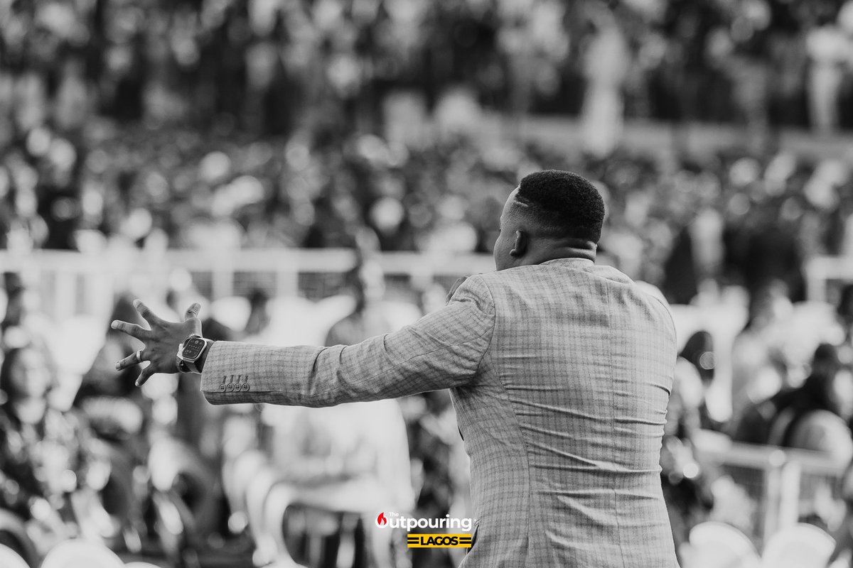 outpouring_live's tweet photo. P.Daniel has taken his harvesting stance🗣🔥 

Have you taken yours?

#TheOutpouringLagos #HarvestOfSouls #Revival #MoveOfGod #DunsinOyekan https://t.co/EK38YGb56M