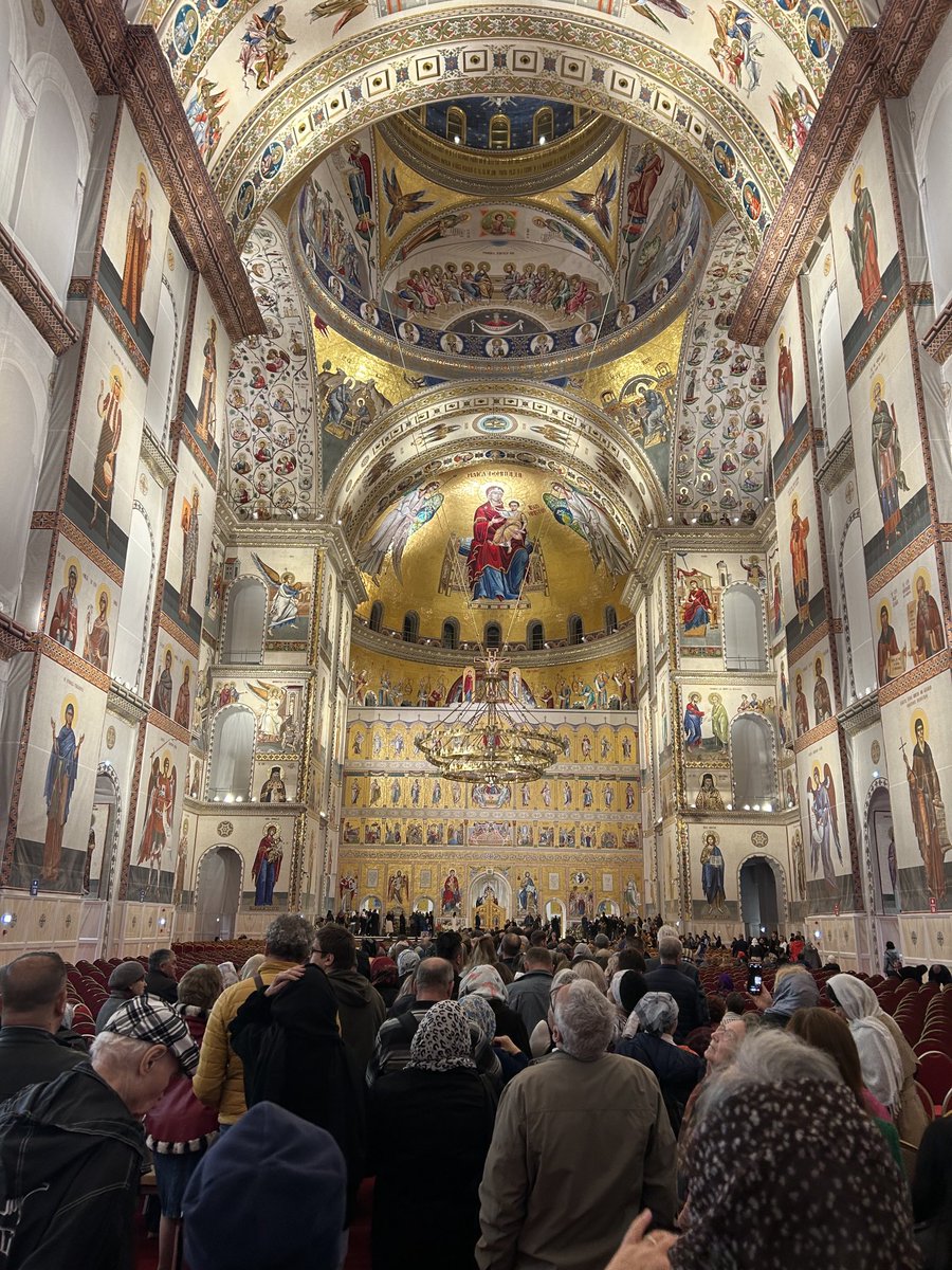 Catedrala Mântuirii Neamului. Impresionant!