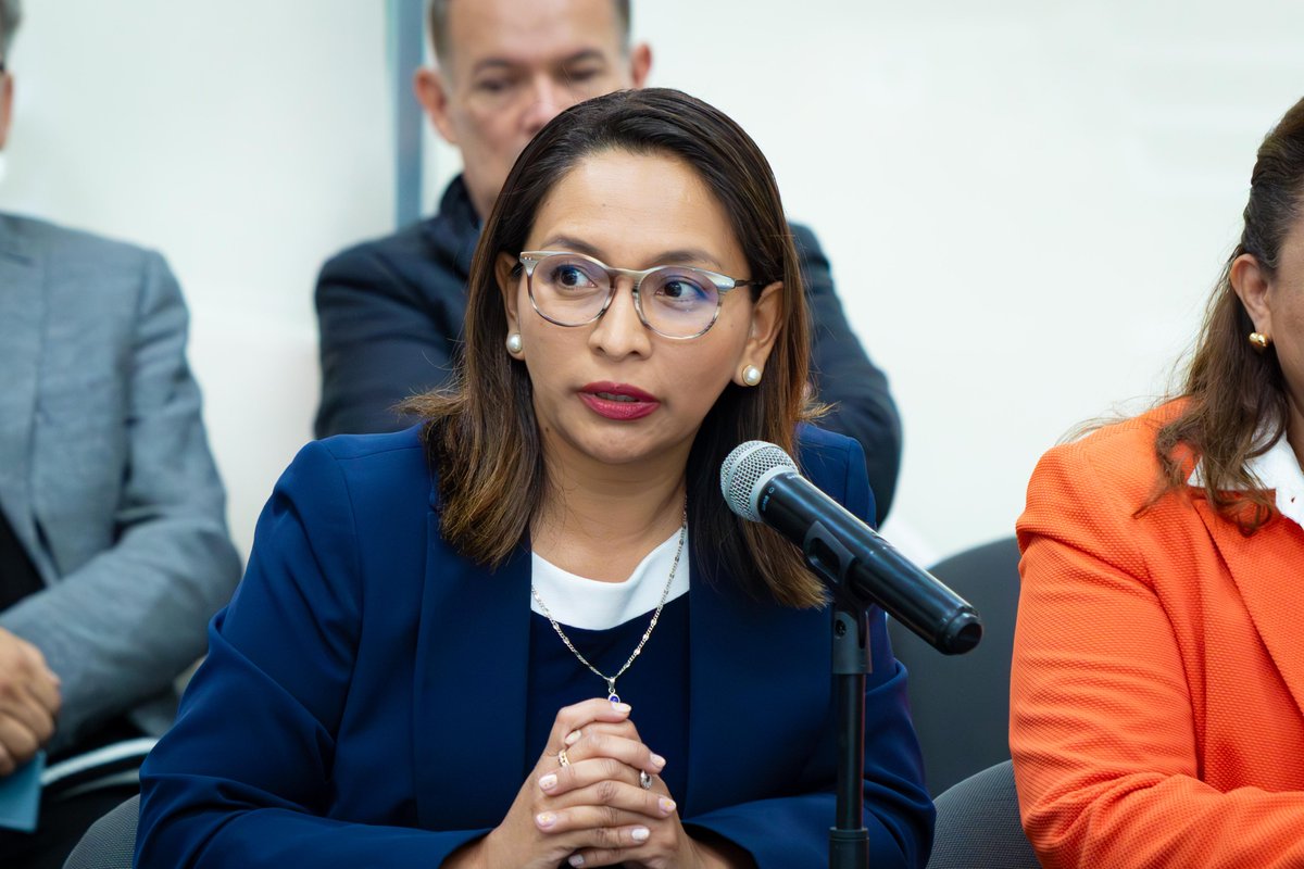 📌 #IEEHInforma || Esta mañana, las Consejerías Electorales integrantes de la Comisión Permanente del Servicio Profesional Electoral Nacional #SPEN entregaron reconocimientos a las personas Miembros del #SPEN del #IEEH. 

✅ El #SPEN es pieza clave en la organización, desarrollo