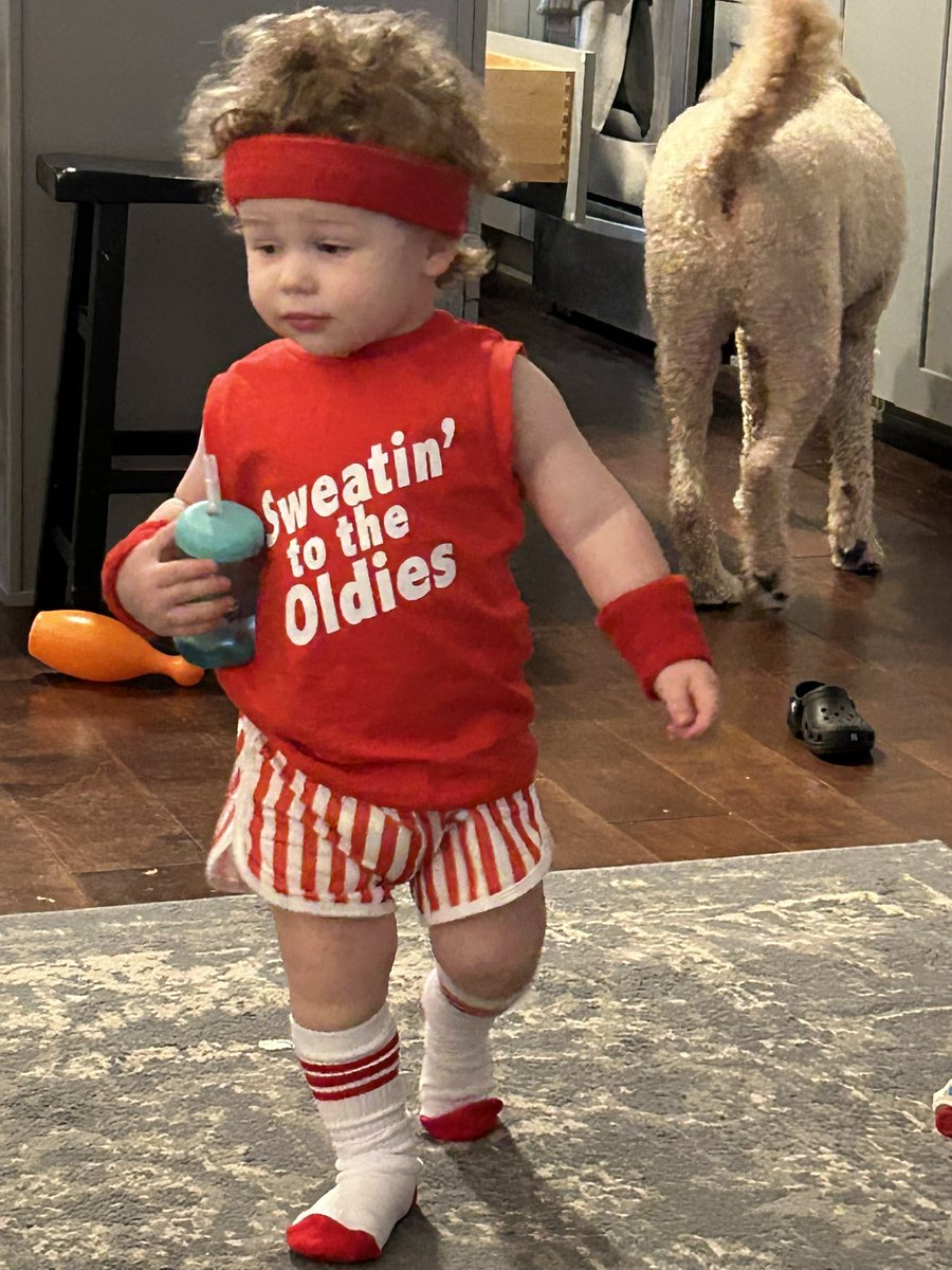 My nephew wins Halloween: #RichardSimmons