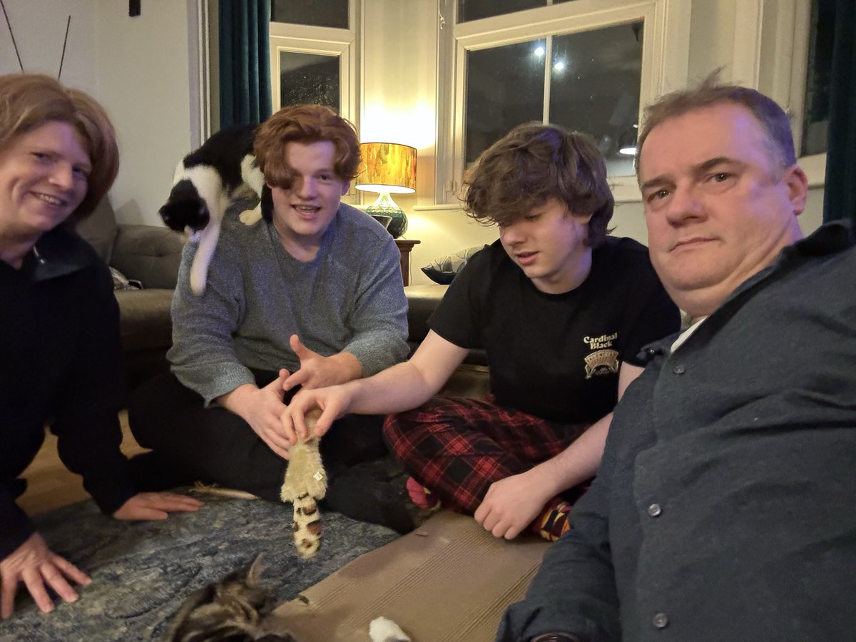 JonWhite 🦩 tweet media