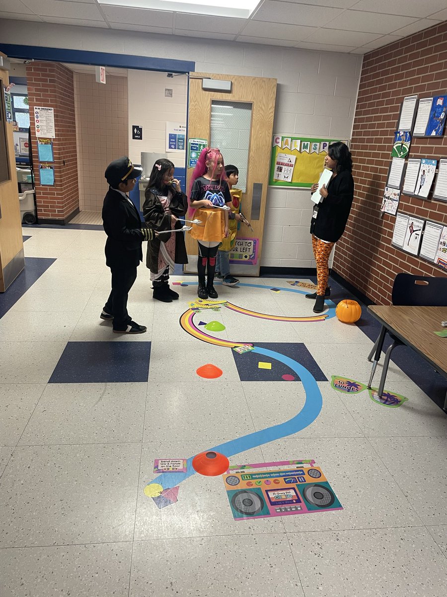 Mrs. Eder tweet media