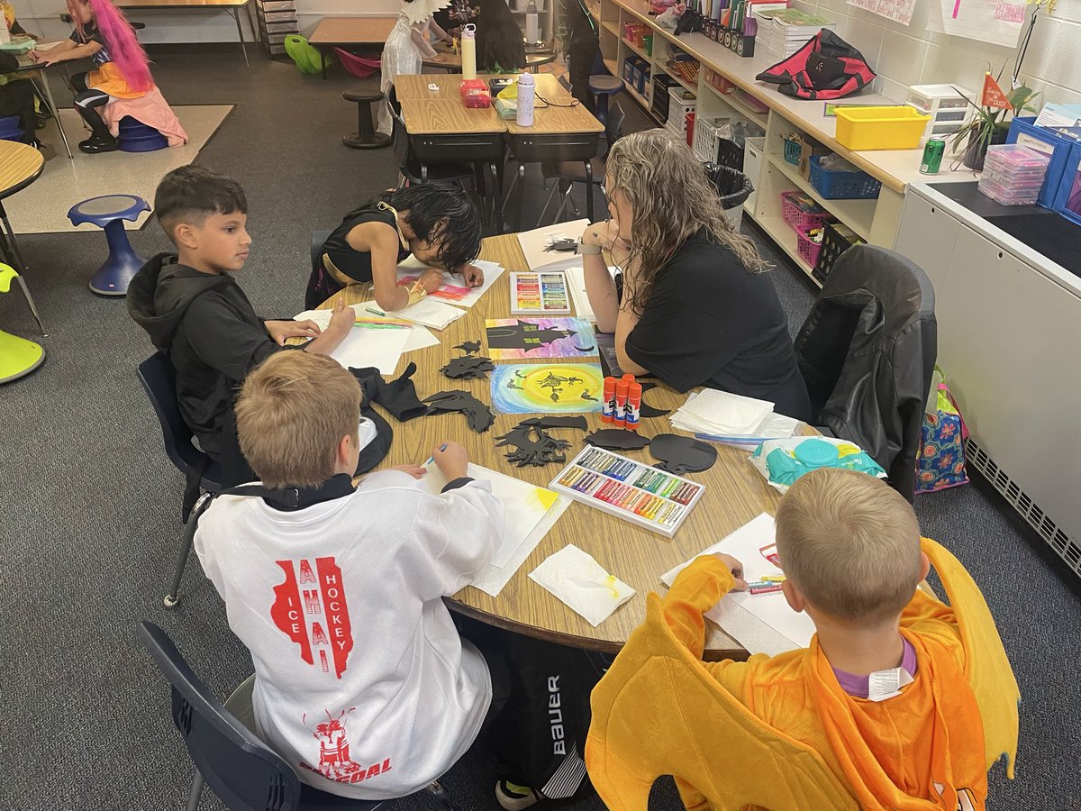 Mrs. Eder tweet media