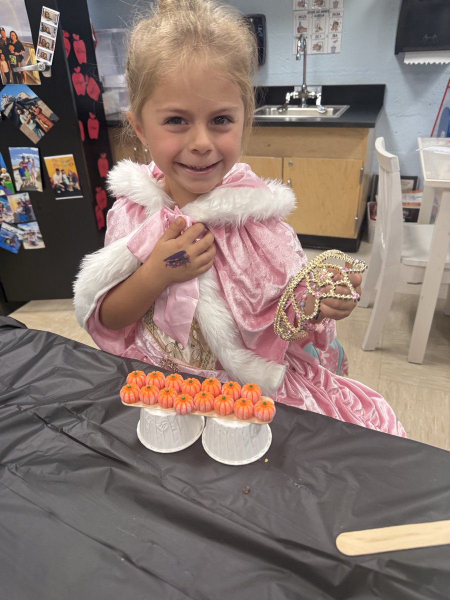 Meaghan Smith tweet media