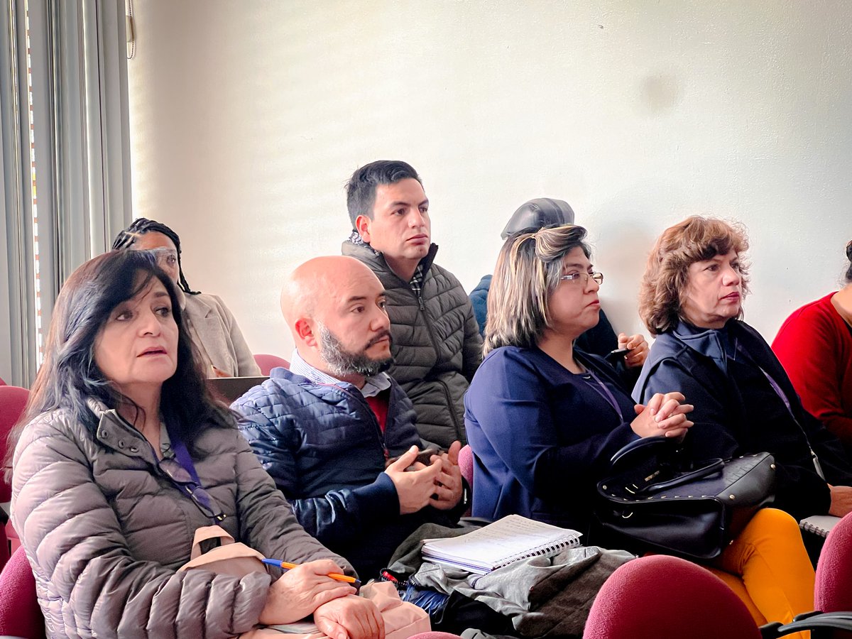 caaesanlazaro's tweet photo. 🌿 Fortaleciendo la Red de Salud Mental en la Zona 9 🌿
El encuentro fue en el Auditorio del #CAAE San Lázaro se fortaleció la articulación entre instituciones y equipos de salud para una atención integral y cercana a la comunidad. 💚
@AlejandroMe93
#ElNuevoEcuador https://t.co/k2EVsppCob