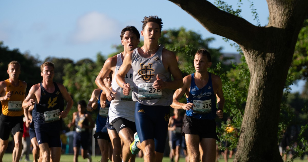 UCIcctf's tweet image. Had a great day at the Big West Cross Country Championships! 🏝️ 

Women&apos;s Recap: bit.ly/48R2qLv
Men&apos;s Recap: bit.ly/4qtuBGC

#TogetherWeZot | #RipEm