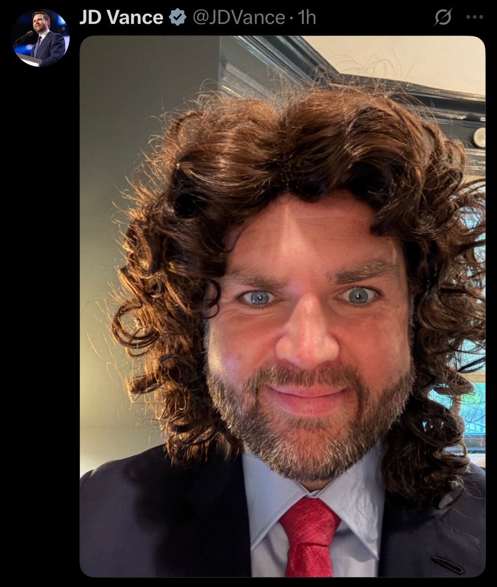 TiffanyFong's tweet image. never deleting this app 😭