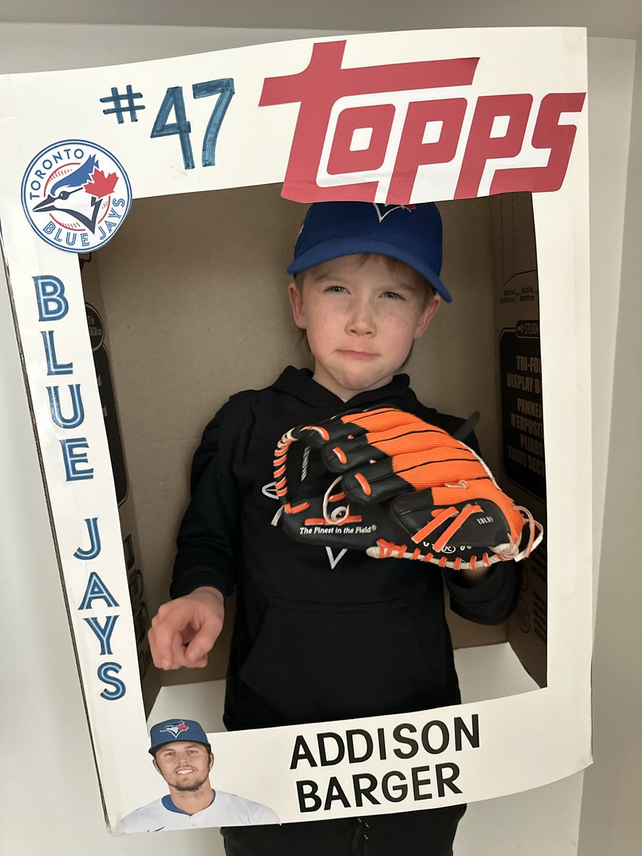 ClintonSenkow's tweet image. Bo &amp;amp; Barger are ready for the game! @BlueJays #BlueJays #WorldSeries