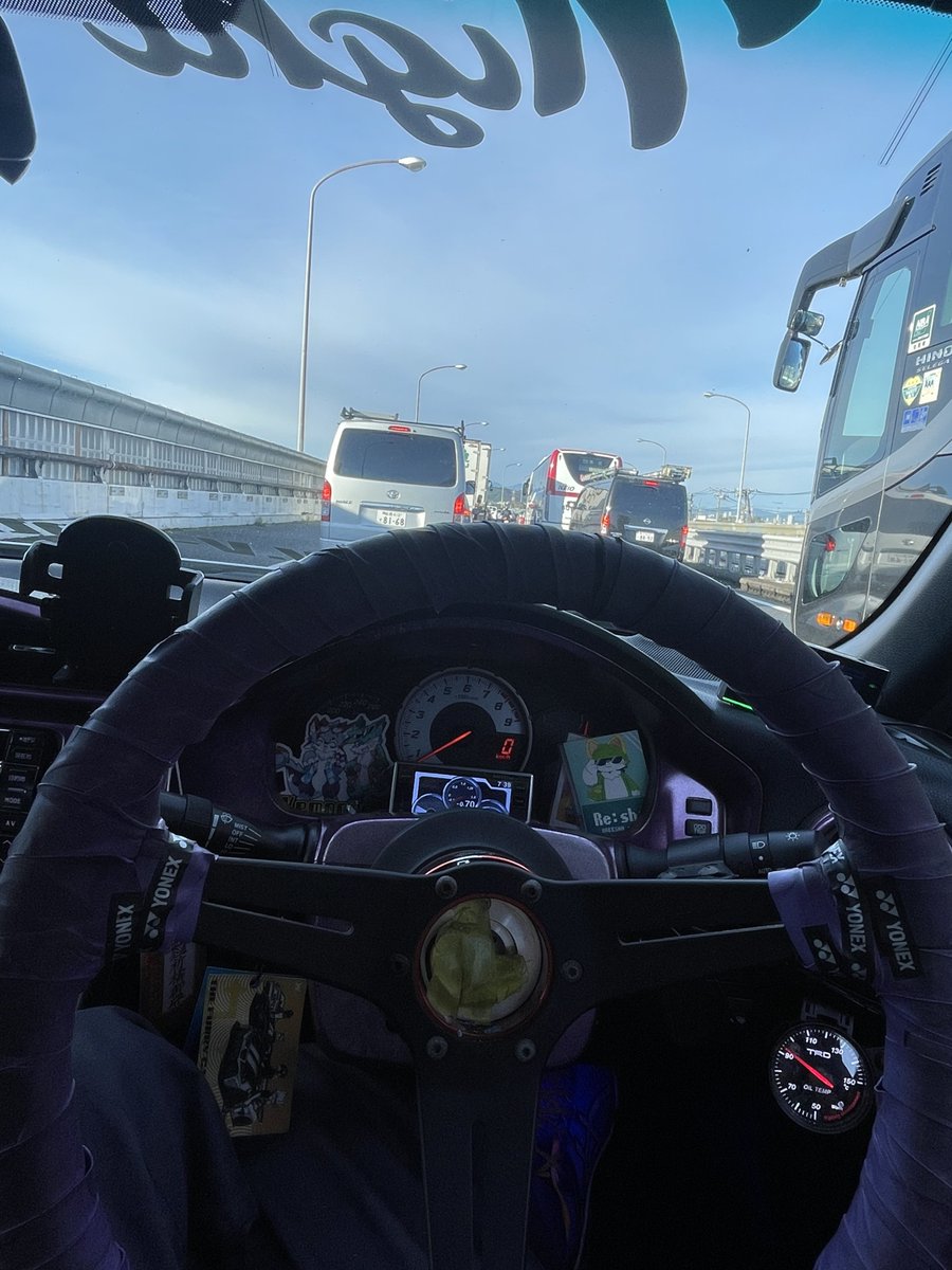 まじかれこれ7分ぐらいこのまま動かんのだが