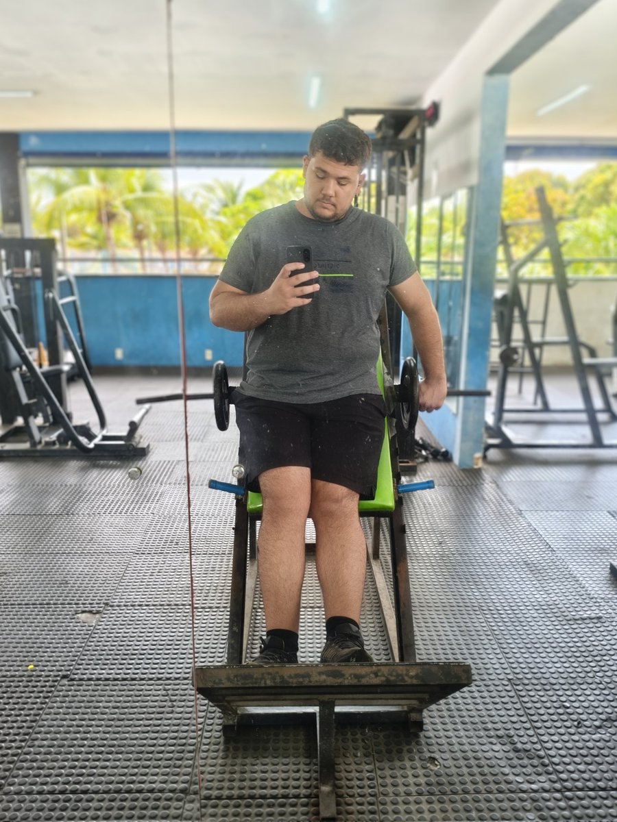 jamykson's tweet photo. De um treino https://t.co/AJ3IF1L9aN